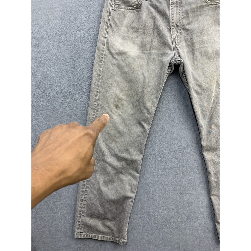 Levi Strauss 569 Denim Jeans Men's Size W36 L34 Gray Wash Stained Thrashed - Picture 4 of 16